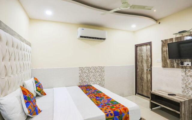 Fabhotel Welcome
