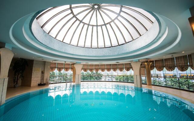 Grand Metropark Liyuan Hotel