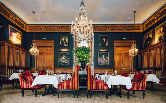 Saint James Paris - Relais & Chateaux