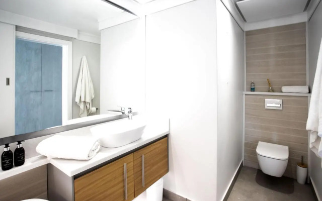 Bayview 104