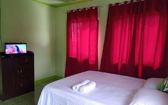 RedDoorz @ Garcia Hernandez Bohol