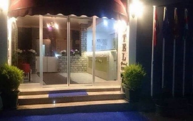 Grand Zeus Hotel
