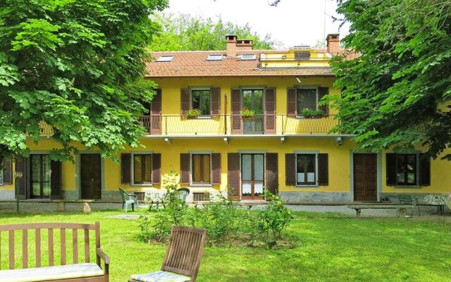 Apartment With 3 Bedrooms in Asti, With Enclosed Garden and Wifi - 100