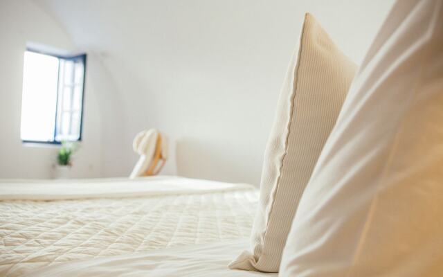 Alafropetra Luxury Suites