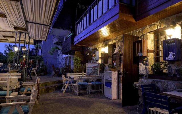 House Diona