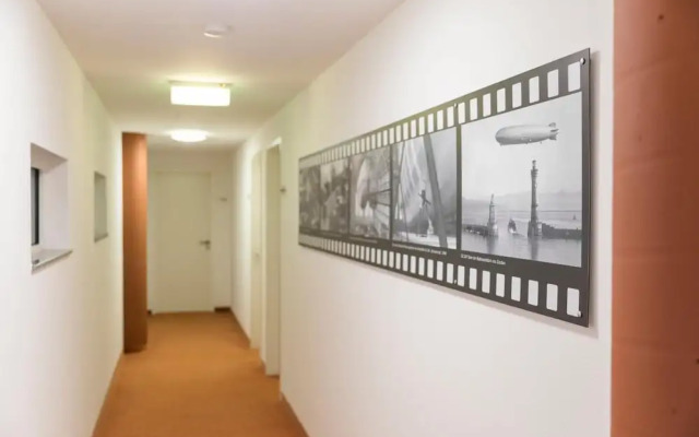 Hotel Zeppelin
