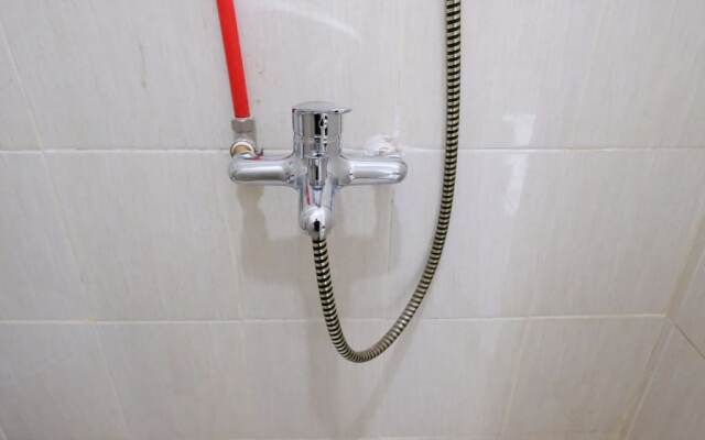 Homey 2Br At Puncak Permai Apartment