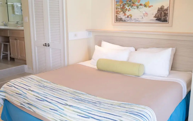 Paradise Island Beach Club Ocean View Villas