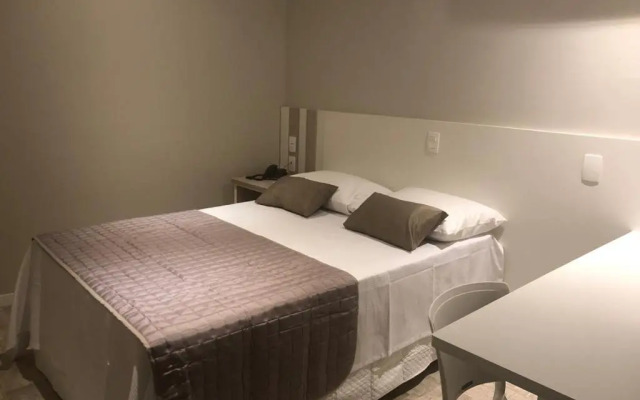 Jandira Premiêr Hotel