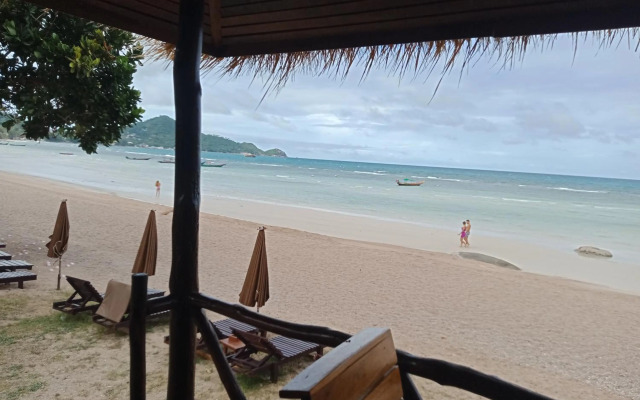 Bow Thong Beach Resort