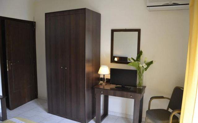 Hotel Marabel