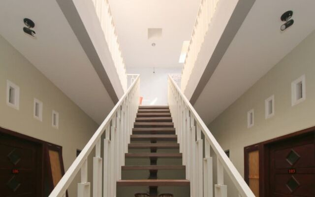 RedDoorz Syariah near Universitas Merdeka Malang