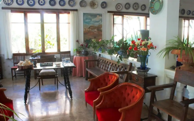 Hostal Residència Catalina Vera