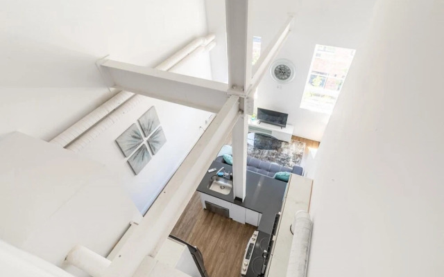 2 Storey Loft Gym Free Parking
