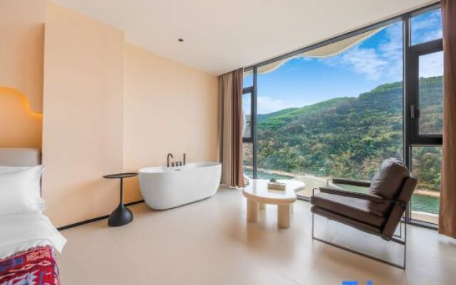 Xishuangbanna Yunqi Yisu Jiangjing Hotel