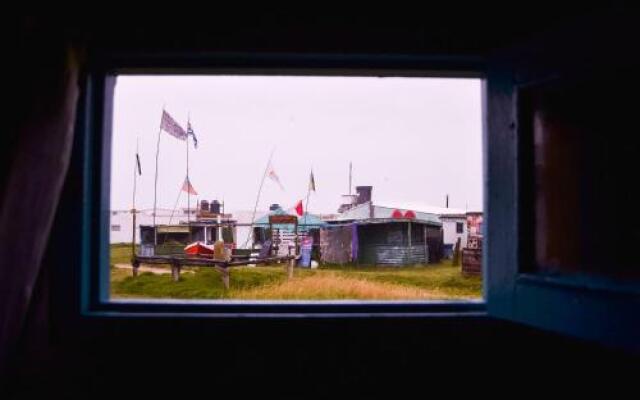 SUEñO PROFUNDO HOSTEL