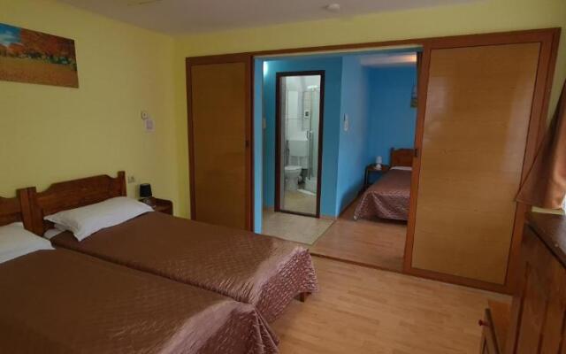 Hostel Voineasa