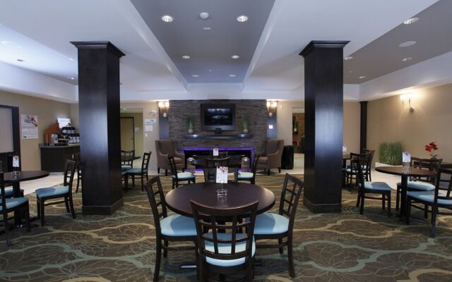 Holiday Inn Express Fort St John by IHG