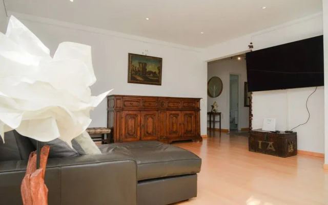 Luganos Hills Apartment