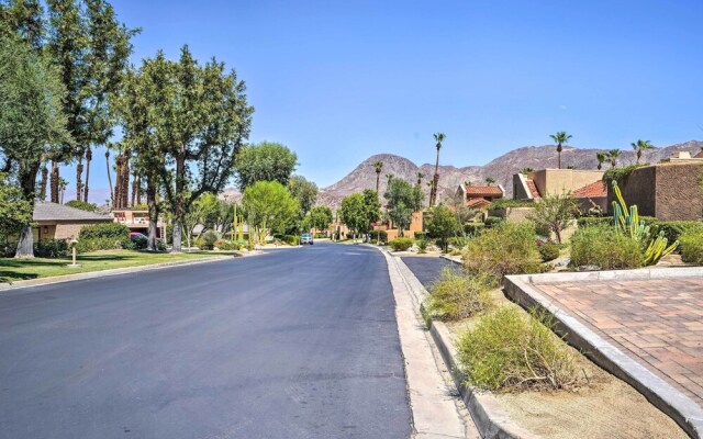 Pet-friendly Palm Desert Condo: Patio + Jacuzzi!