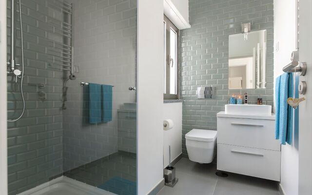 Beachouse - Surf, Bed & Breakfast