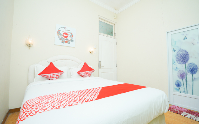 OYO 1239 Mojokerto Classic Homestay