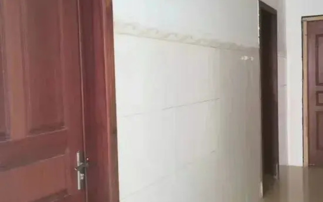 Fengshan Sister Hotel