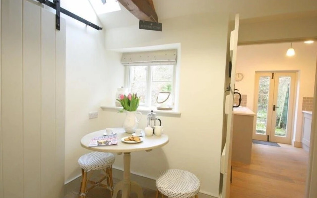 Claypot Cottage, Cirencester
