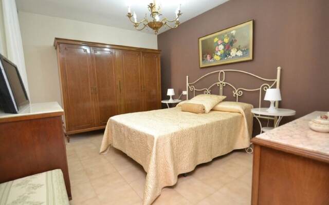 Casa Alonso Pinzón  - 111D