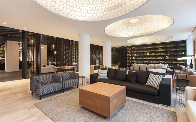 Quentin XL Potsdamer Platz Hotel