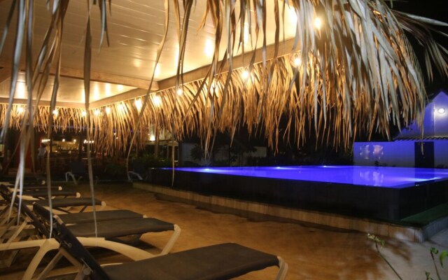 Tipi Hostel