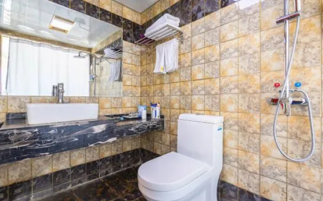 Tianyuan Hotel – Bathroom – Lanzhou