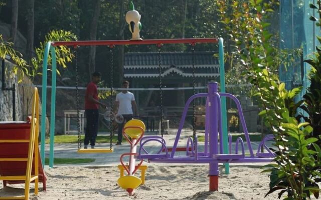 woodrose resort