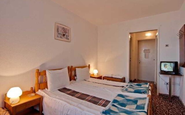 Hotel Diana