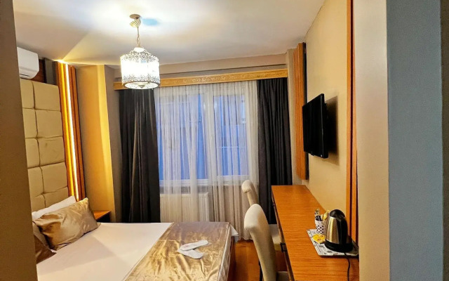 Taksim Cetinkaya Suite