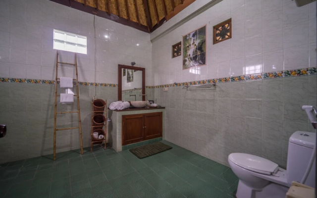 Seminyak Beach, Center Location, Walk to Beach, Cafes, Shops, all Else
