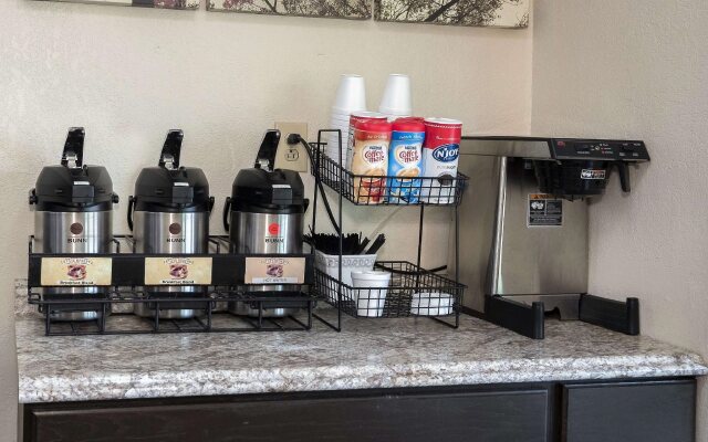 Red Roof Inn Cincinnati East - Beechmont