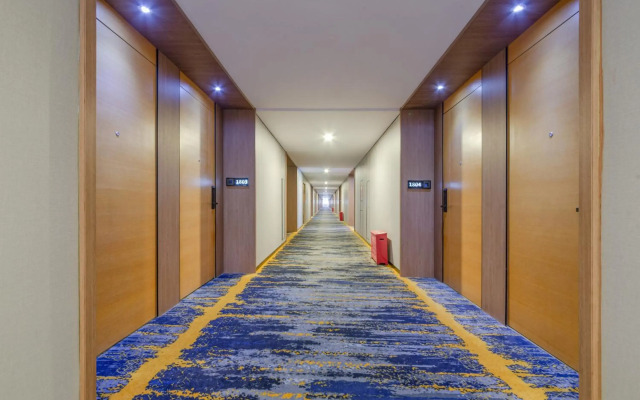Ramada Plaza Shenzhen North
