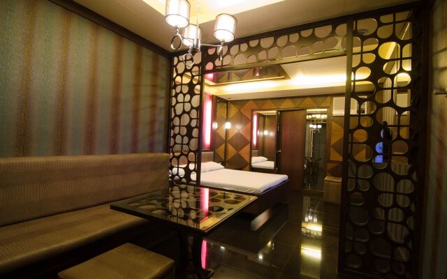 Victoria Court Suites - Pasig