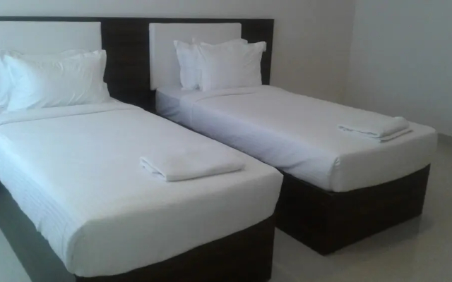 Mint Brookefield Suites
