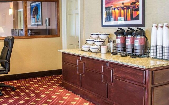 Comfort Inn North