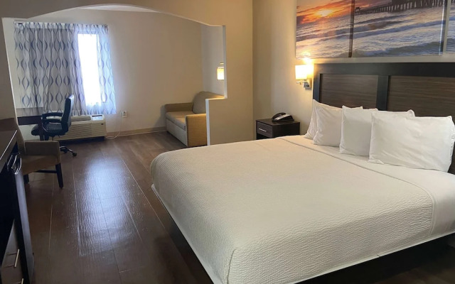 Days Inn Panama City/Callaway