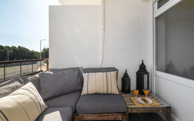 Study & Surf Carcavelos 1-Bed By Beach & Nova Sbe