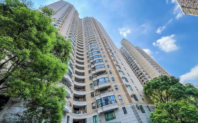 Tyms Spacious 3BR 2BA Retreat Xujiahui