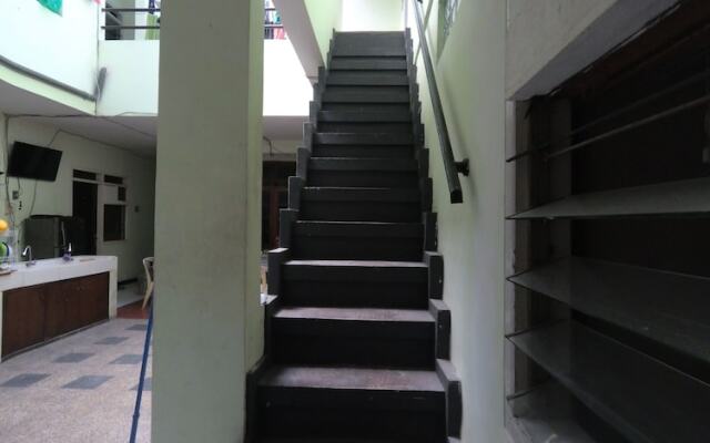 Oyo 1562 Green House