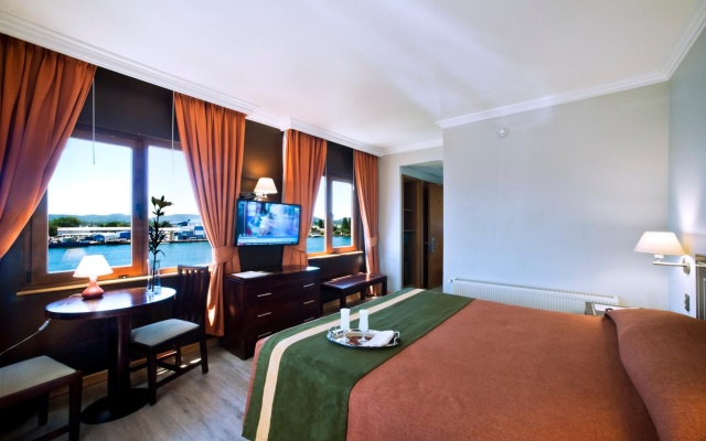 Diego De Almagro Valdivia Hotel