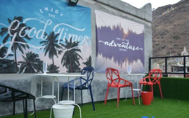 Xidu International Youth Hostel