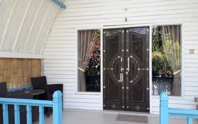 Gili Lumbung Bungalow