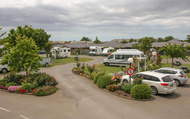 Amber Kiwi Holiday Park & Motel
