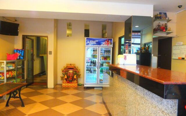 NewStar Hotel